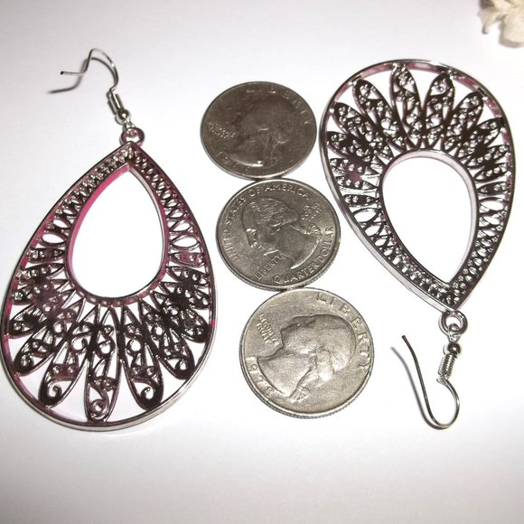 Fushia Pink Earring Silver Teardrop Statement Fashion Accessory Big Dangle A912 - Picture 3 of 4
